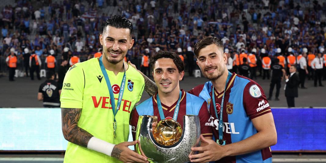 Flaş iddia! "Mourinho Uğurcan Çakır'dan sonra Trabzonsporlu o isme de göz dikti" 4
